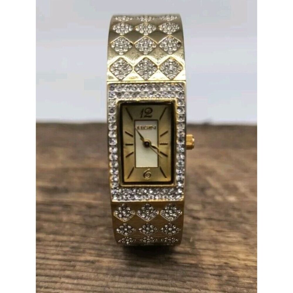 Classic Ladies Elgin Gold Tone Watch With Bracelet Clasp - New Battery